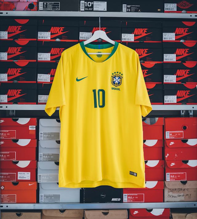 Wholesale Outerwear Supplier, Jackets, Vests, Fleecys Supplier in Bayswater & Cranbourne VIC