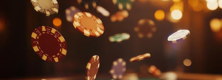 MCM GAME Cover Image