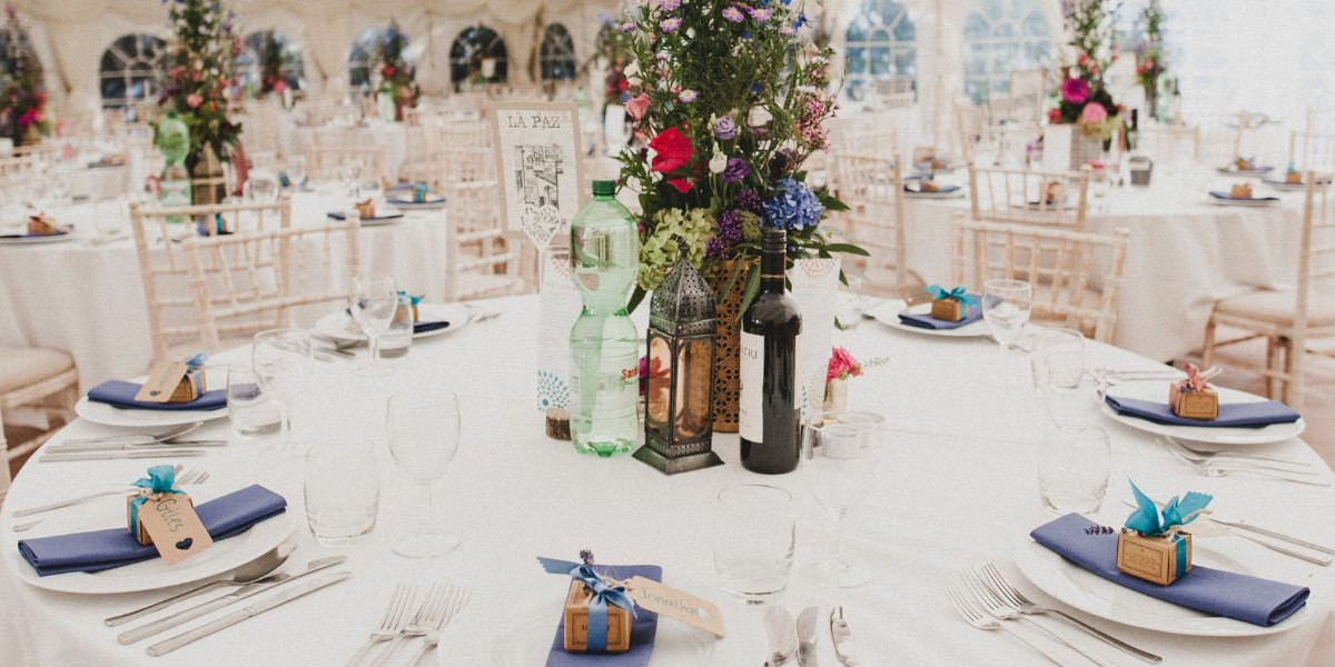 Unique Wedding Favours That Make a Difference: D’light Terracotta Candles