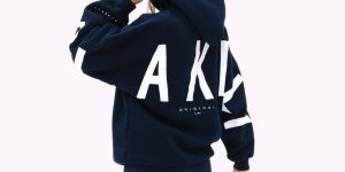 Blakely Hoodie simple review for casual fashion wear