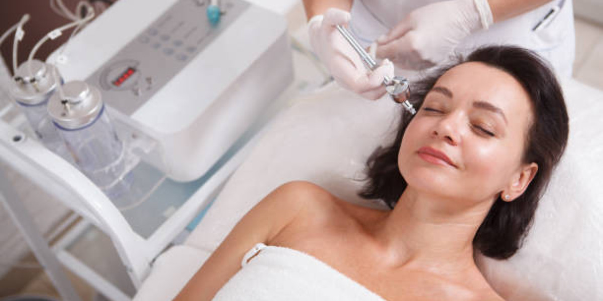 Can a Hydrafacial Prevent Future Breakouts?