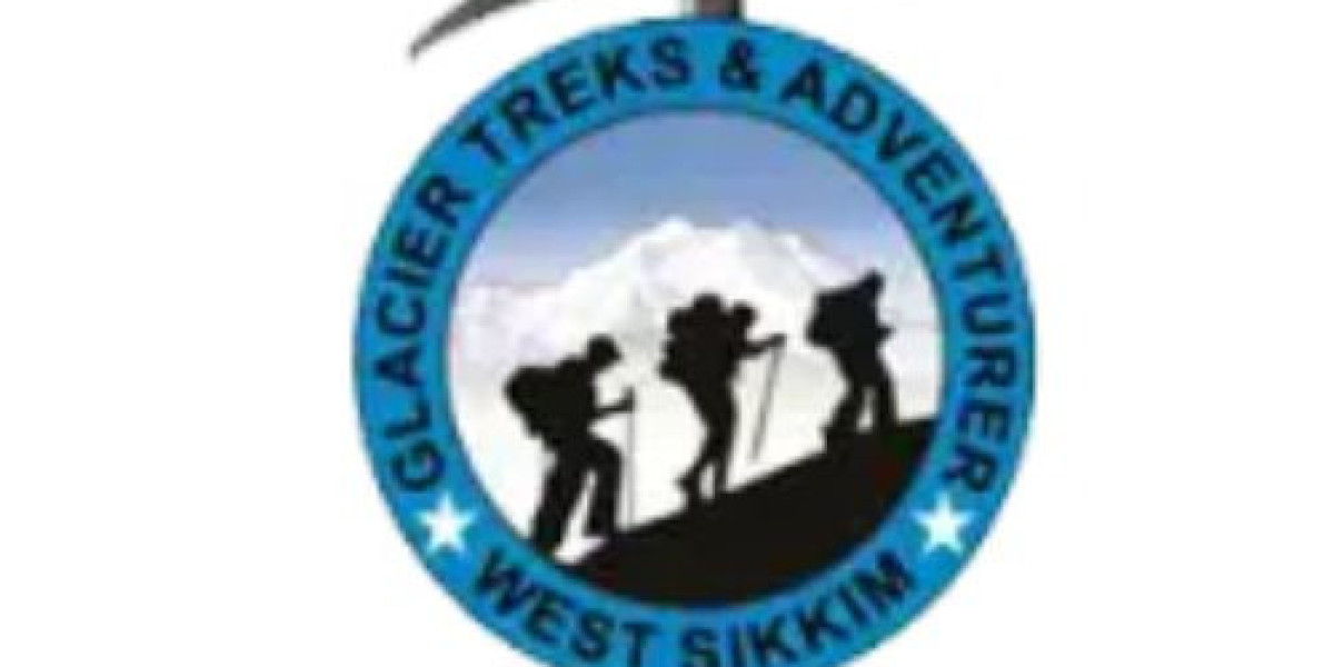 Experience the Thrill of Goechala Trekking with Glacier Treks & Adventure