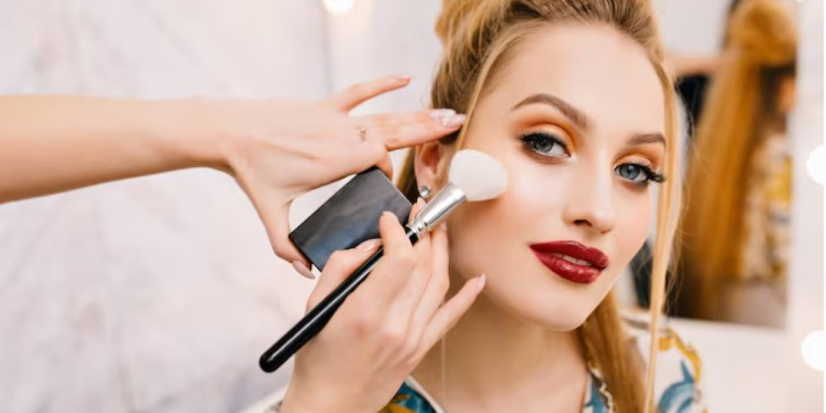 Want to Start Your Beauty Career in Ontario This Year?