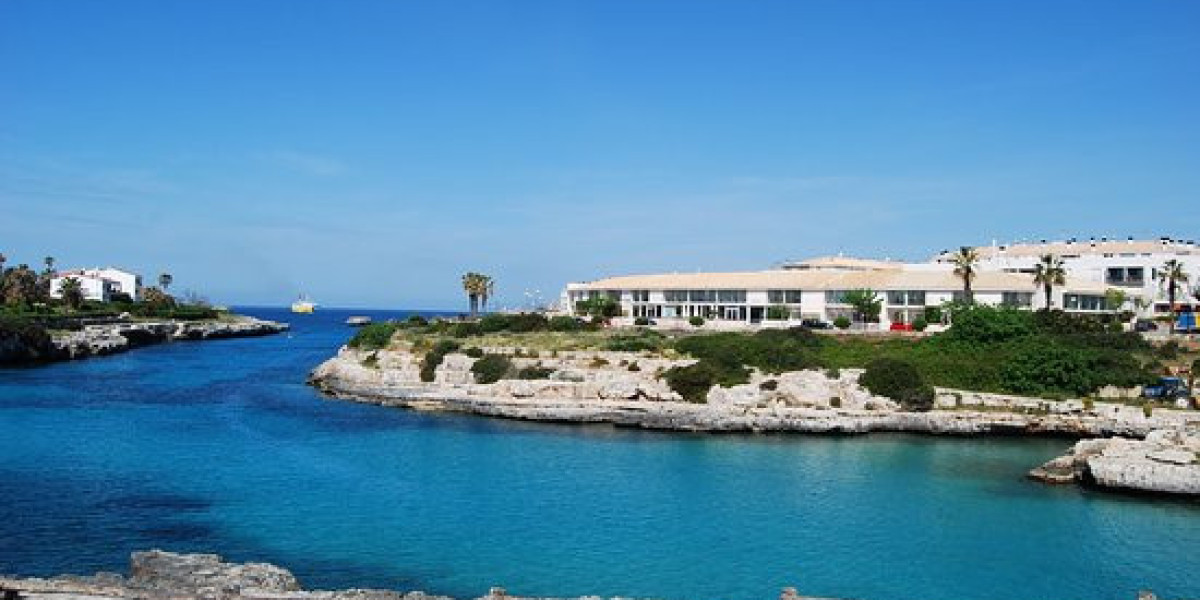 Location de Voiture Économique à Minorque: Louez Facilement Sans Carte de Crédit