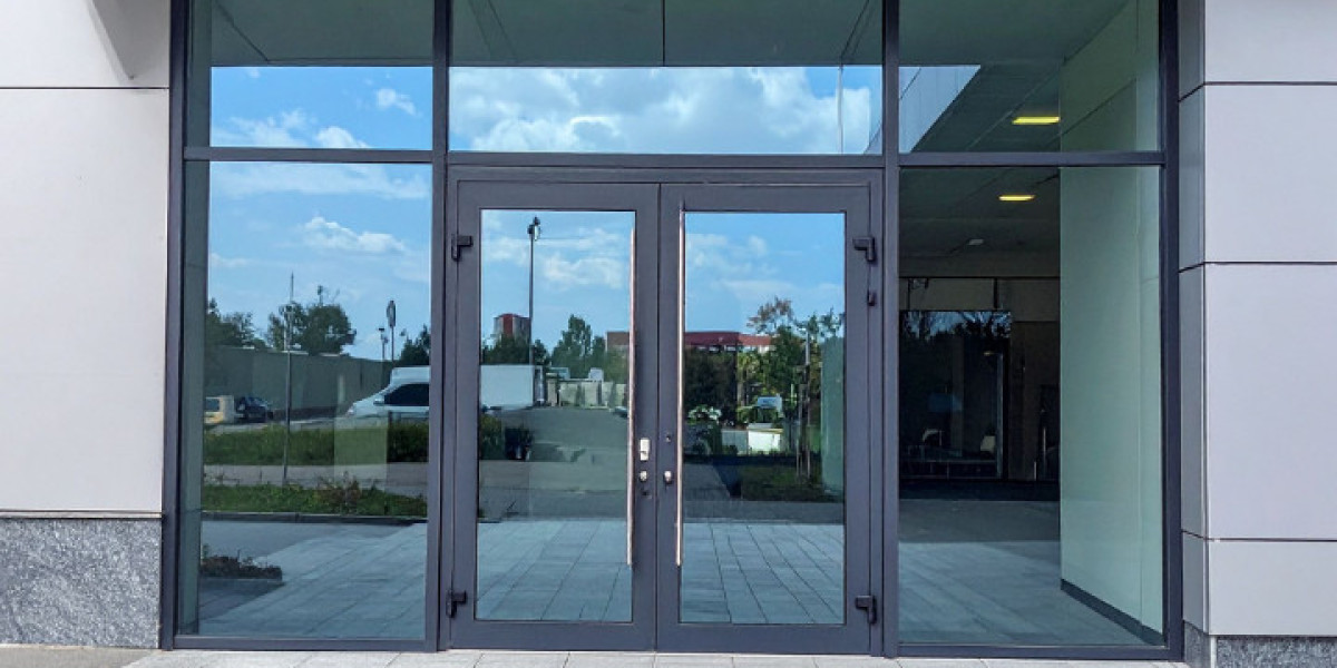 Using Internal Glass Doors to Improve Visual Flow