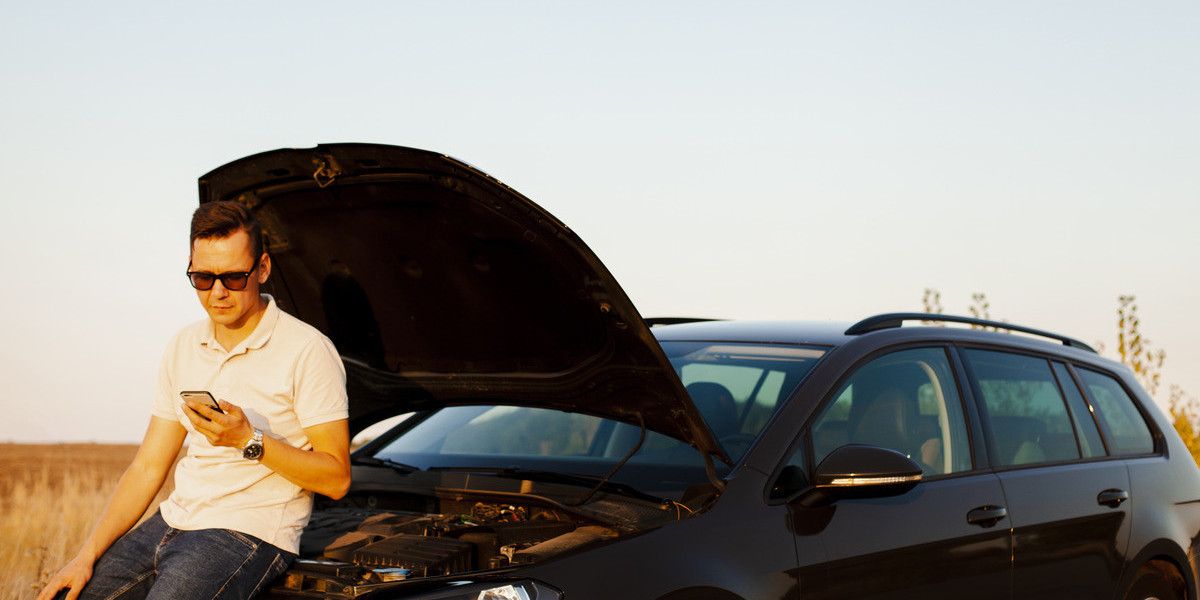 The Ultimate Summer Car Care Checklist for the UAE: Surviving the Scorching Heat
