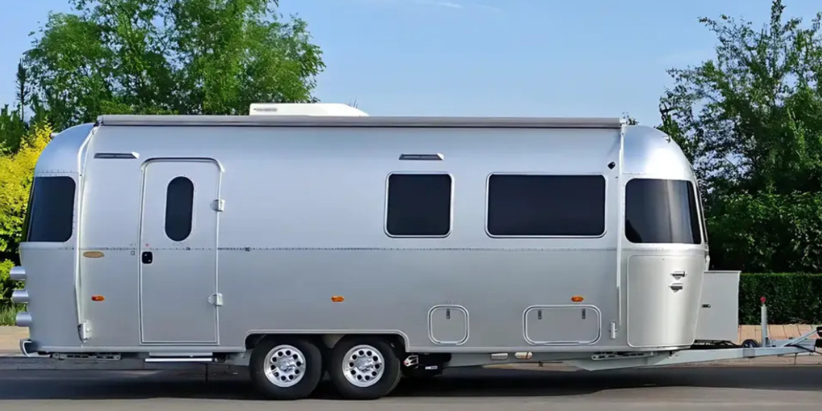 Are there any safety hazards in folding houses?