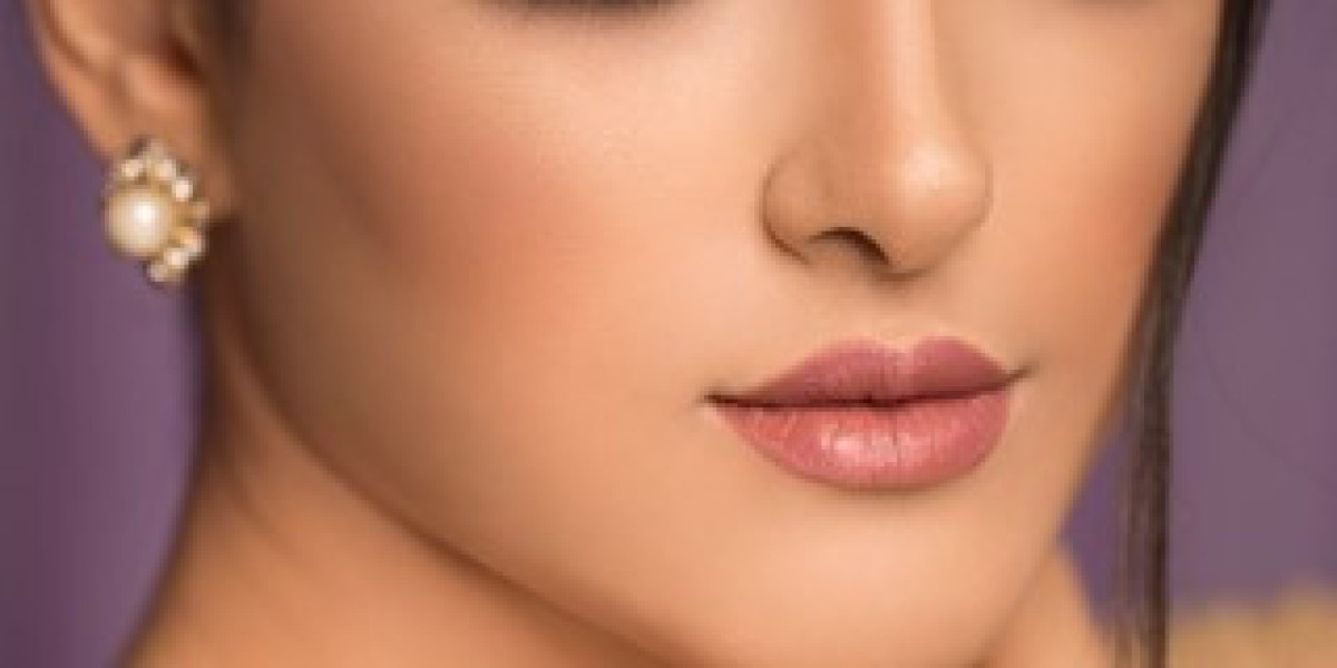 Where Should You Start Your Toronto Beauty Career?