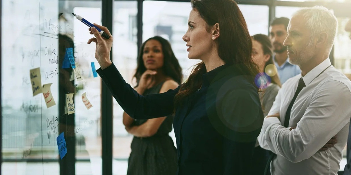 Pathways to Skillful Suggestion: Understanding Modern Hypnotherapy Education