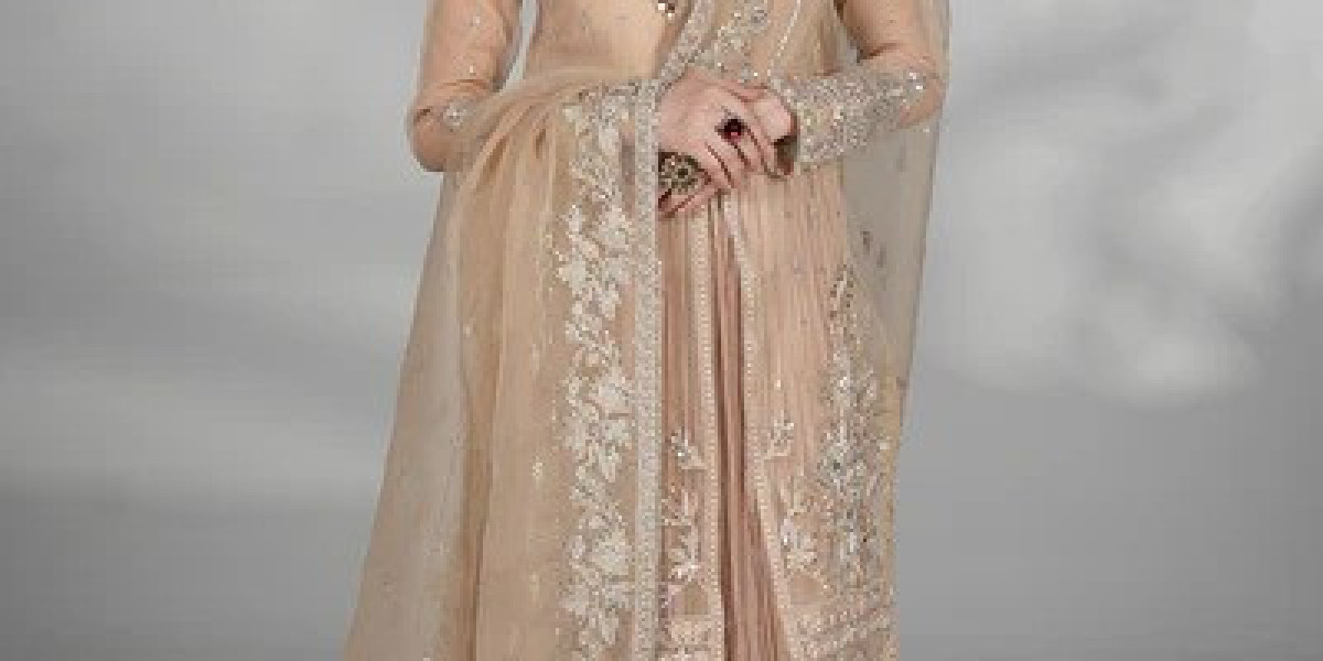 Discover the Best Formal and Semi-Formal Wedding Wear in Pakistan