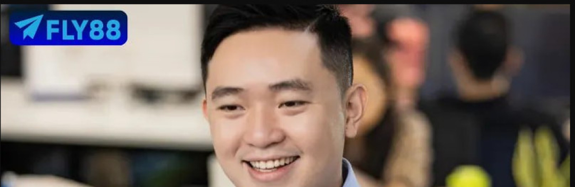 Hoài Lê Cover Image