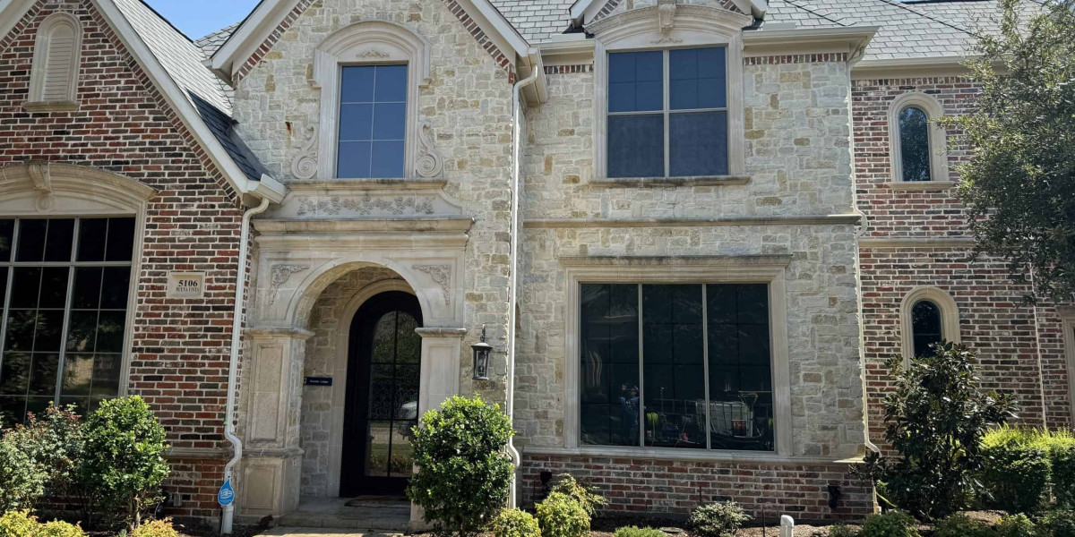 Professional Pressure Washing Solutions That Protect and Enhance Property Value