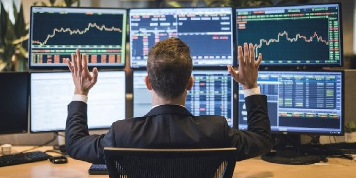 From Beginner to Pro: Building Your Trading Career Through Practice and Strategic Development