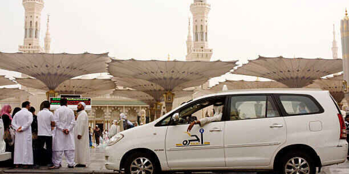 Essential Tips for First-Time Umrah Pilgrims: Choosing Reliable Transportation Services in 2026