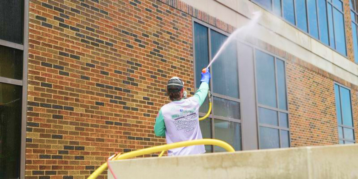 Why Commercial Pressure Washing Services Matter for a Clean, Professional Business