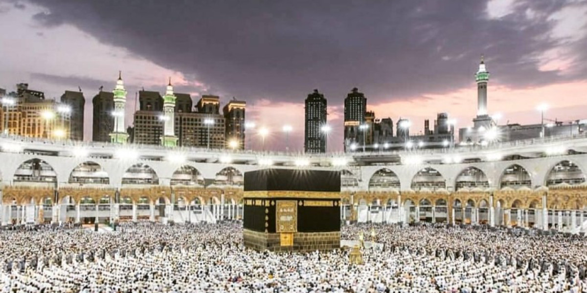 Which Umrah Packages from Manchester Are Best for 2026? A Complete Guide to Choosing the Right Umrah Deal from the UK