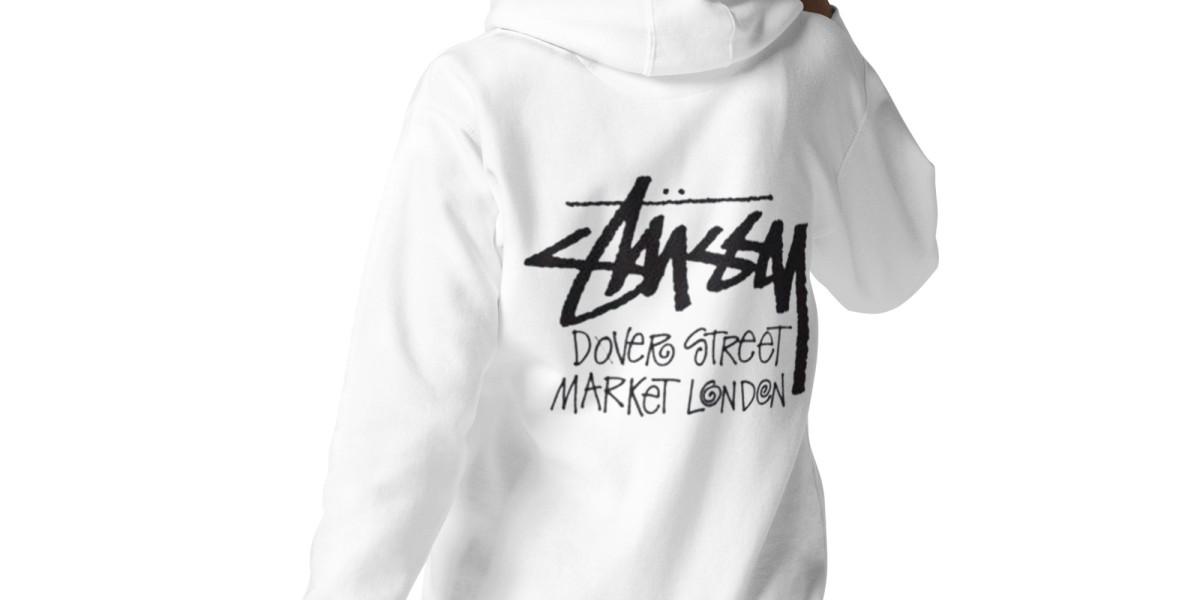 Stüssy: The Streetwear Pioneer and the Timeless Appeal of the Stussy Hoodie