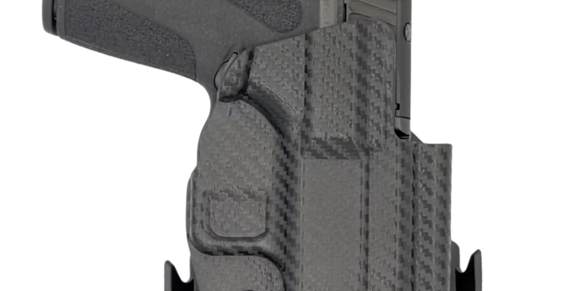 Choosing the Right Holster Fit for Safety, Comfort, and Everyday Confidence