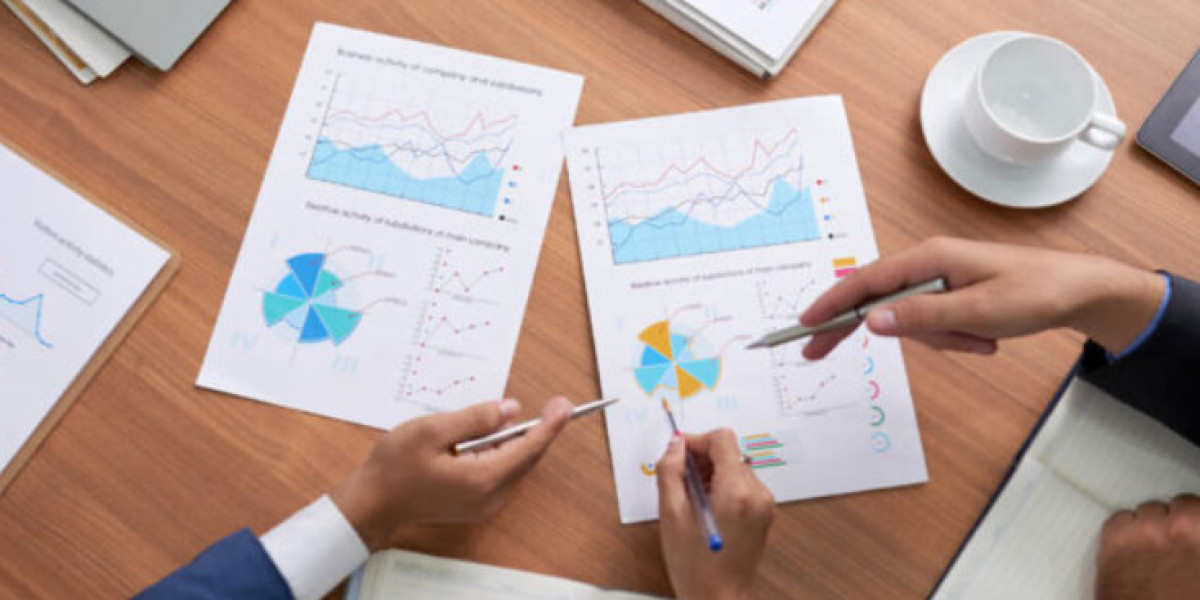 Guiding Individuals Through Heavy Credit Card Debt Challenges