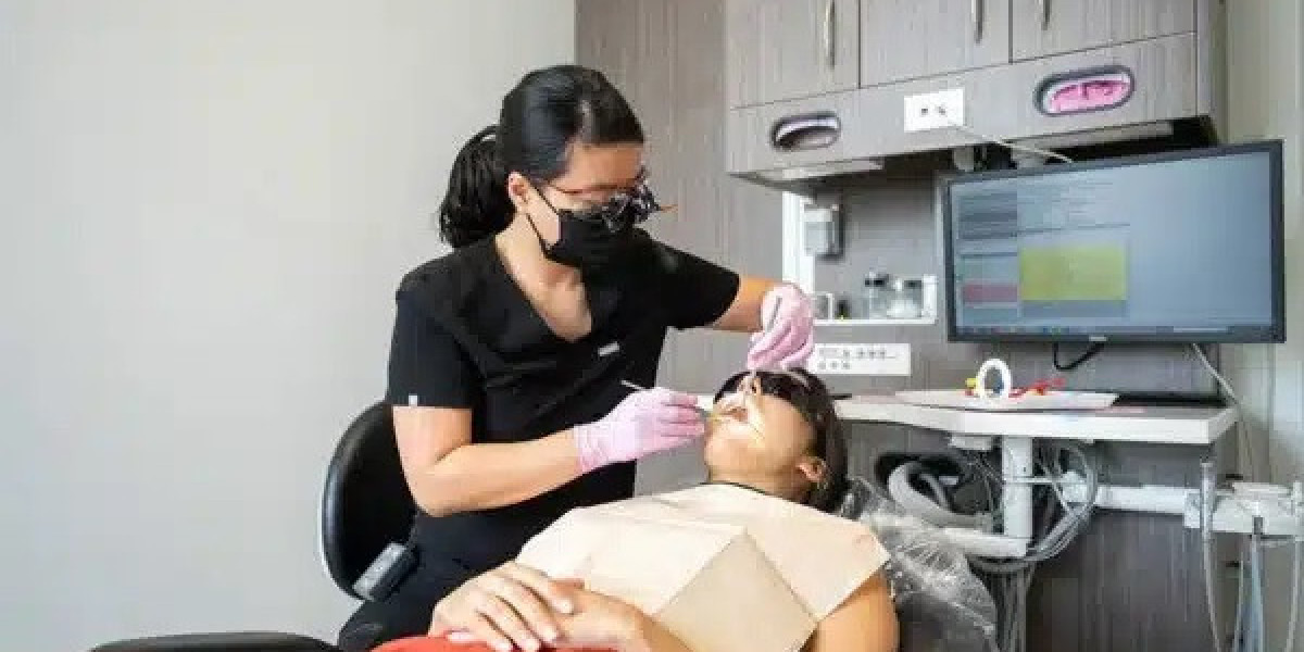 Things to Know Before Getting Dental Implants in Houston