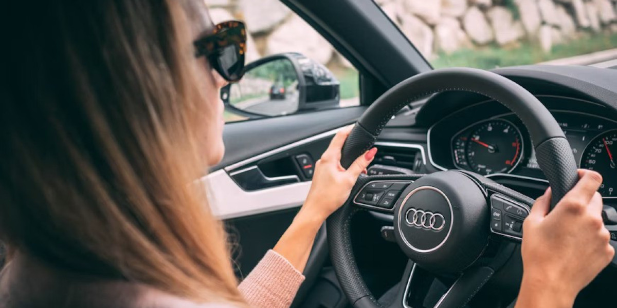 Driving School Scarborough: Master the Road with Crown Driving School Inc.