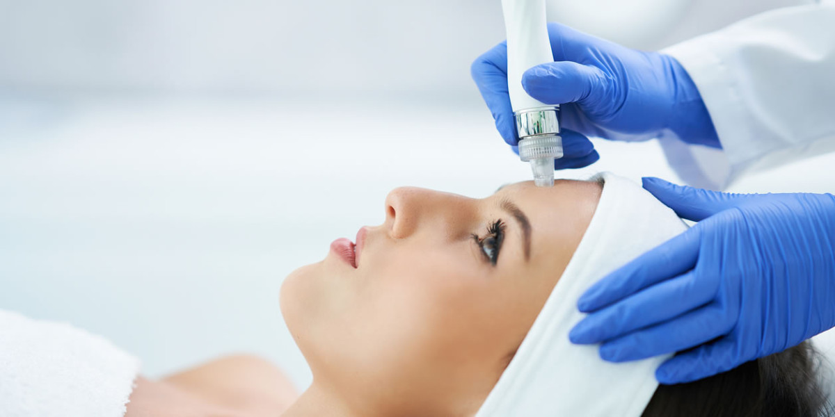 Botox Treatments - How They Reduce Wrinkles and Prevent Premature Aging