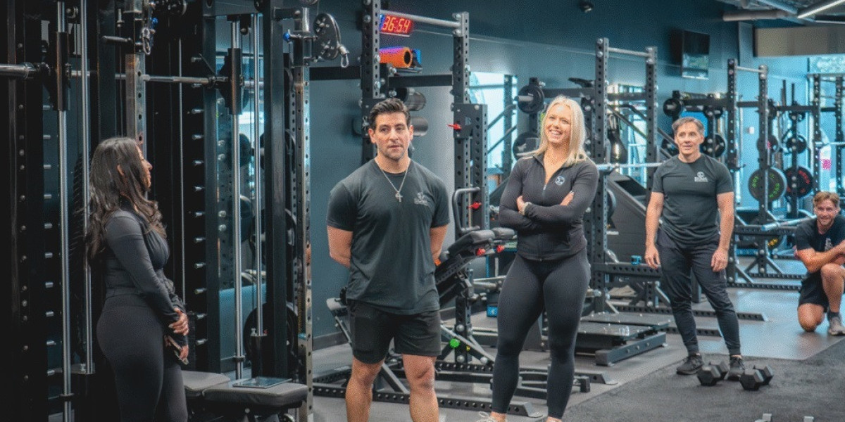 What are the benefits of joining a Pilates class in Houston?