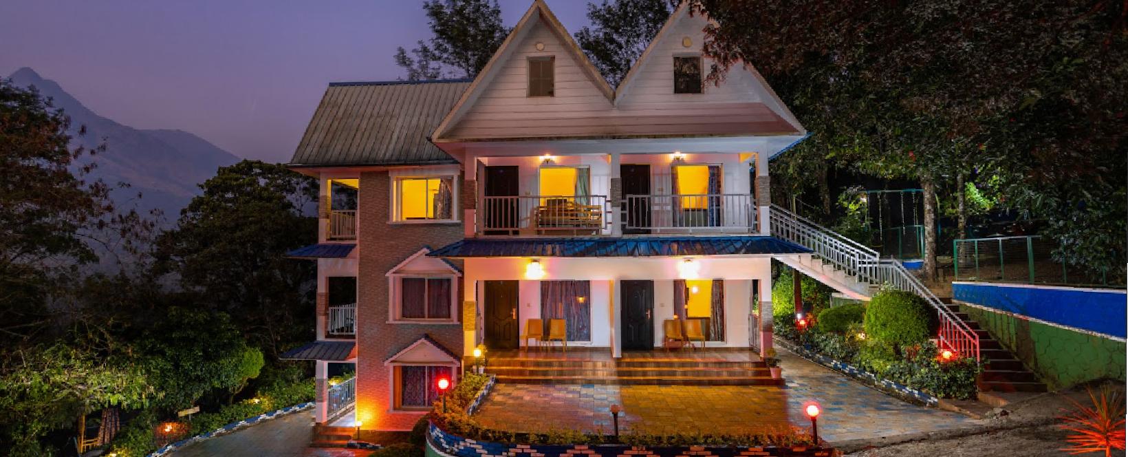 Executive Valley View Suite A/C - Munnar Honeymoon Packages