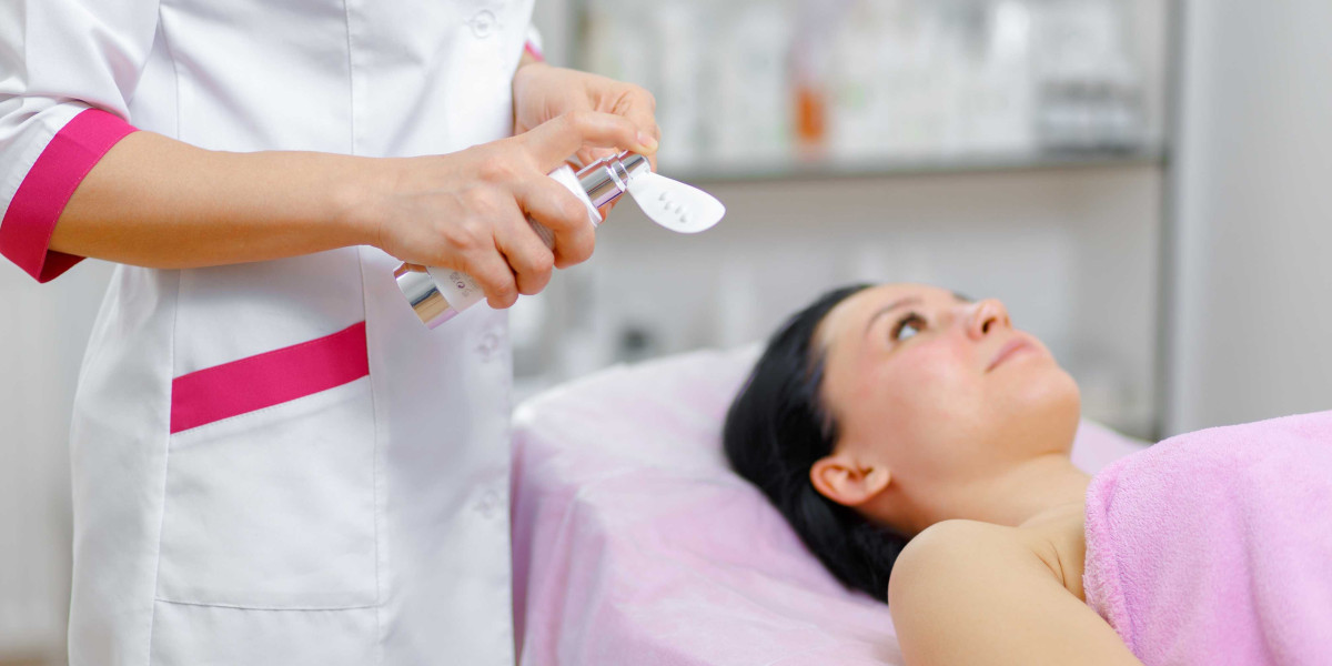 How Laser Skin Care Treatment in Raleigh Stimulates Natural Collagen