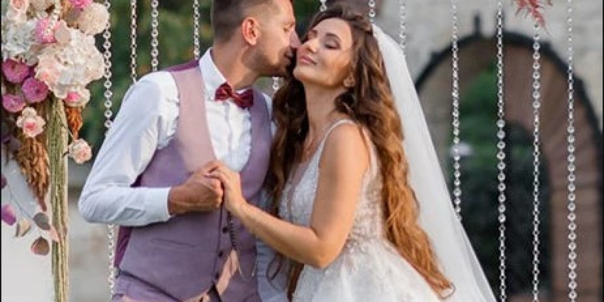 Transform Your Special Day with Stunning Wedding Marquees Yorkshire Couples Love