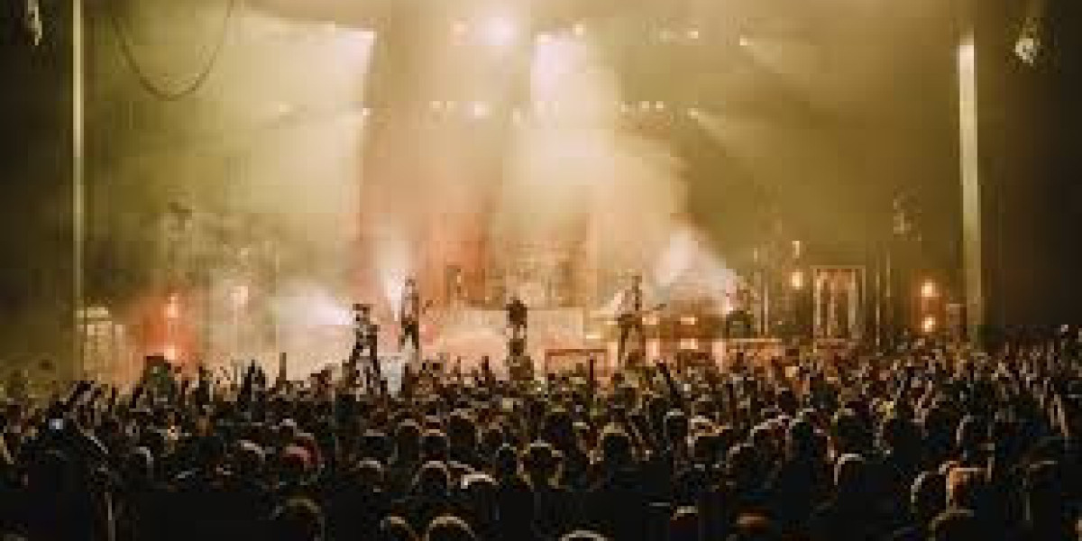 How to Hire an Acoustic Duo That Fits Your Event Perfectly