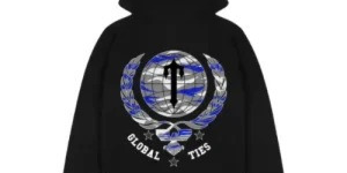 Trapstar Greece Fashion: The Urban Wave Redefining Streetwear