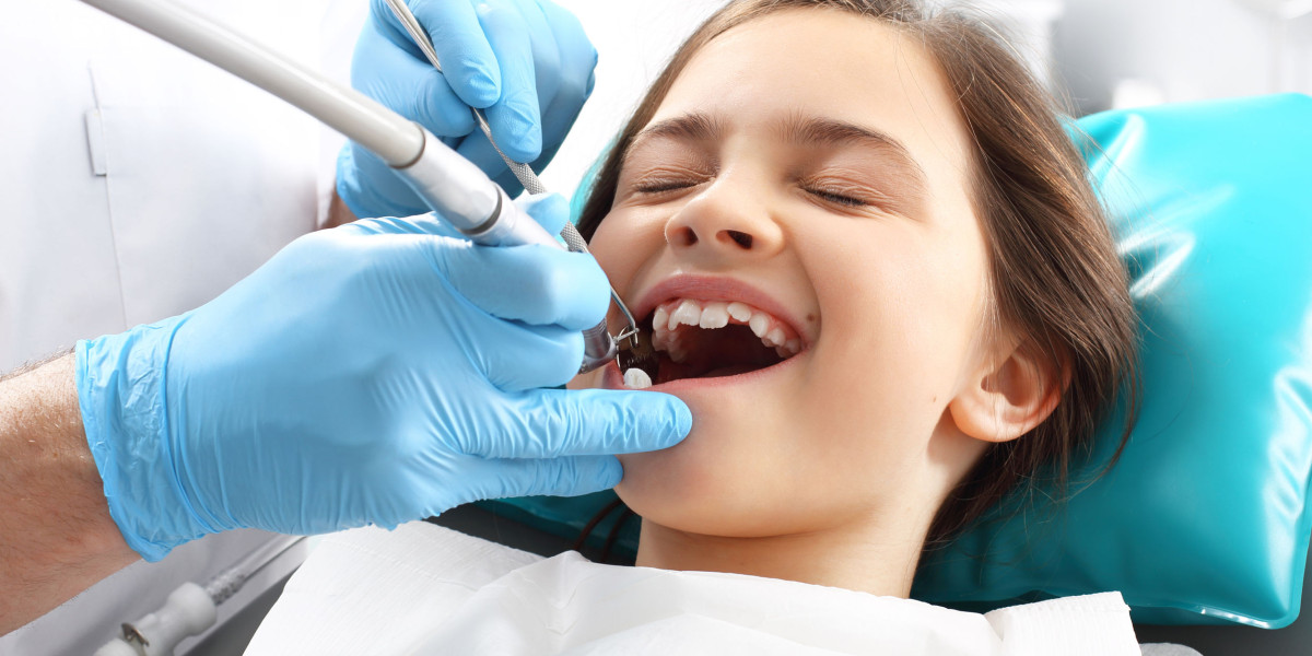 Enfield Dental Clinic Dubai: Wisdom Teeth Extraction Services