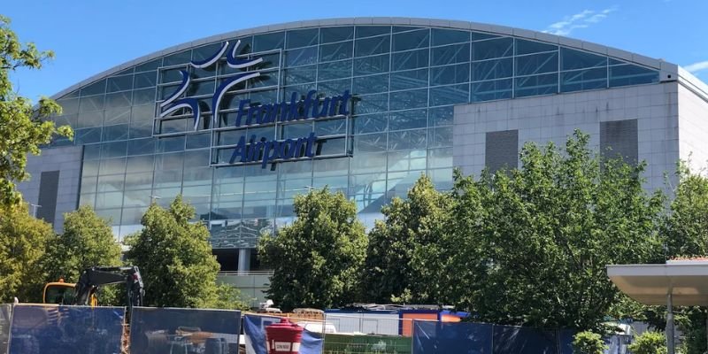 Lufthansa Airlines Terminal Frankfurt Airport