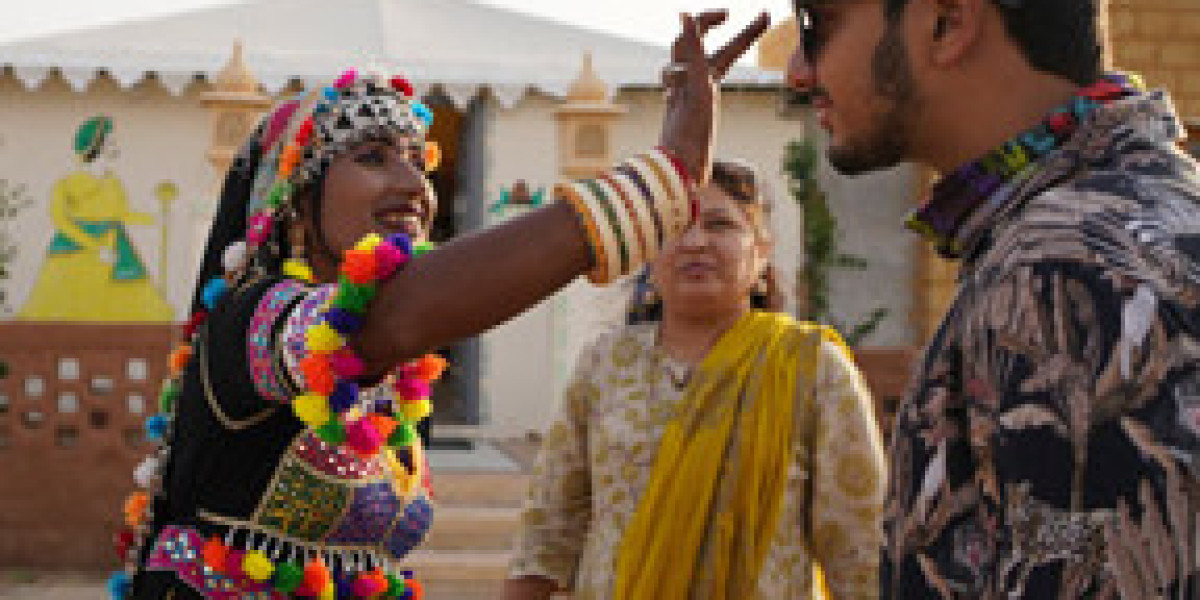 Luxury Desert Camp Jaisalmer: Royal Comfort in the Thar Desert