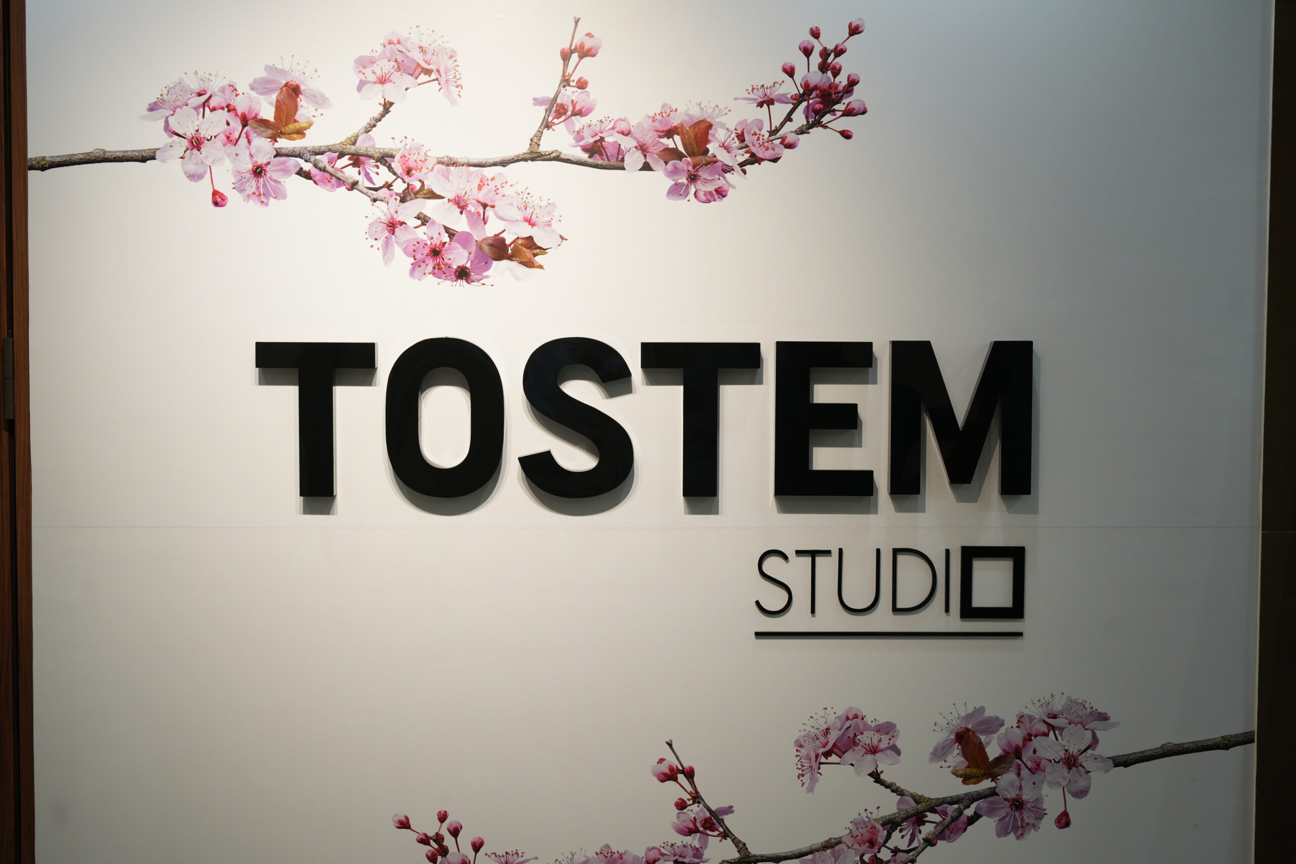 Tostem Showroom in South Delhi | UPVC & Aluminium Doors
