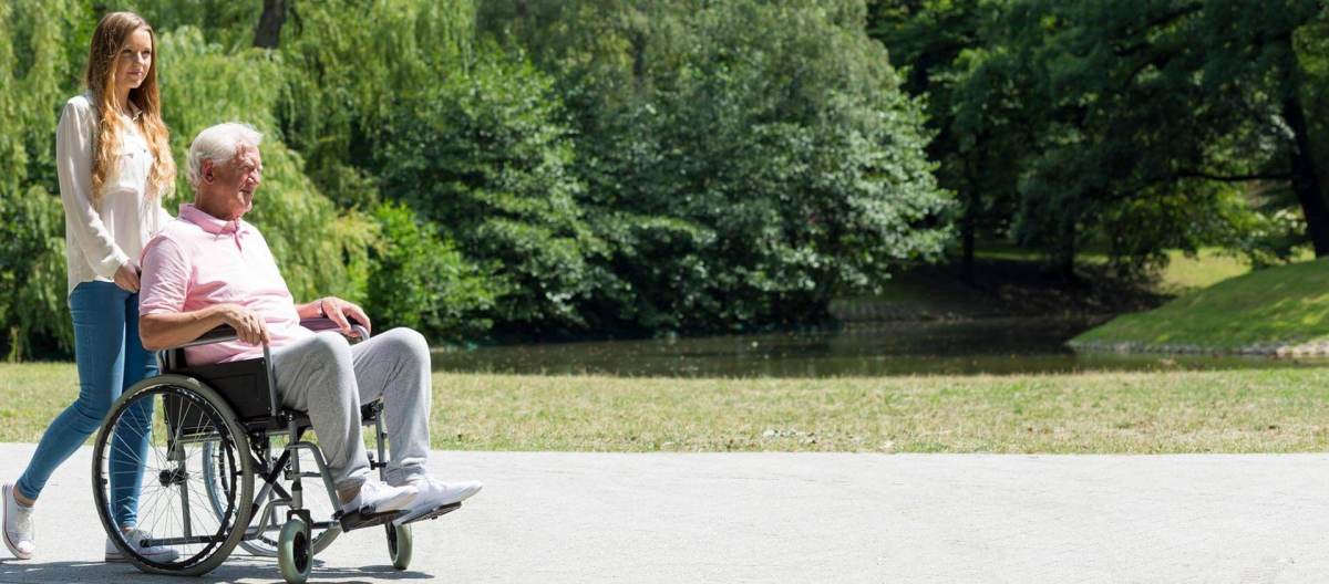 A Trusted Place for Support: The Value of Adult Day Care Atlanta – WealthnFit