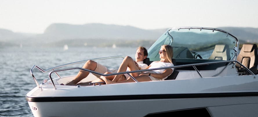 How to Choose and Install the Right Marine Stereo - Online Authority