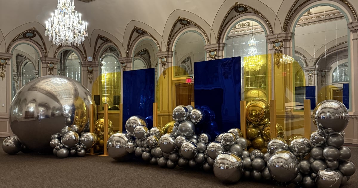 How To Plan A Custom Balloon Installation — Party on Butler