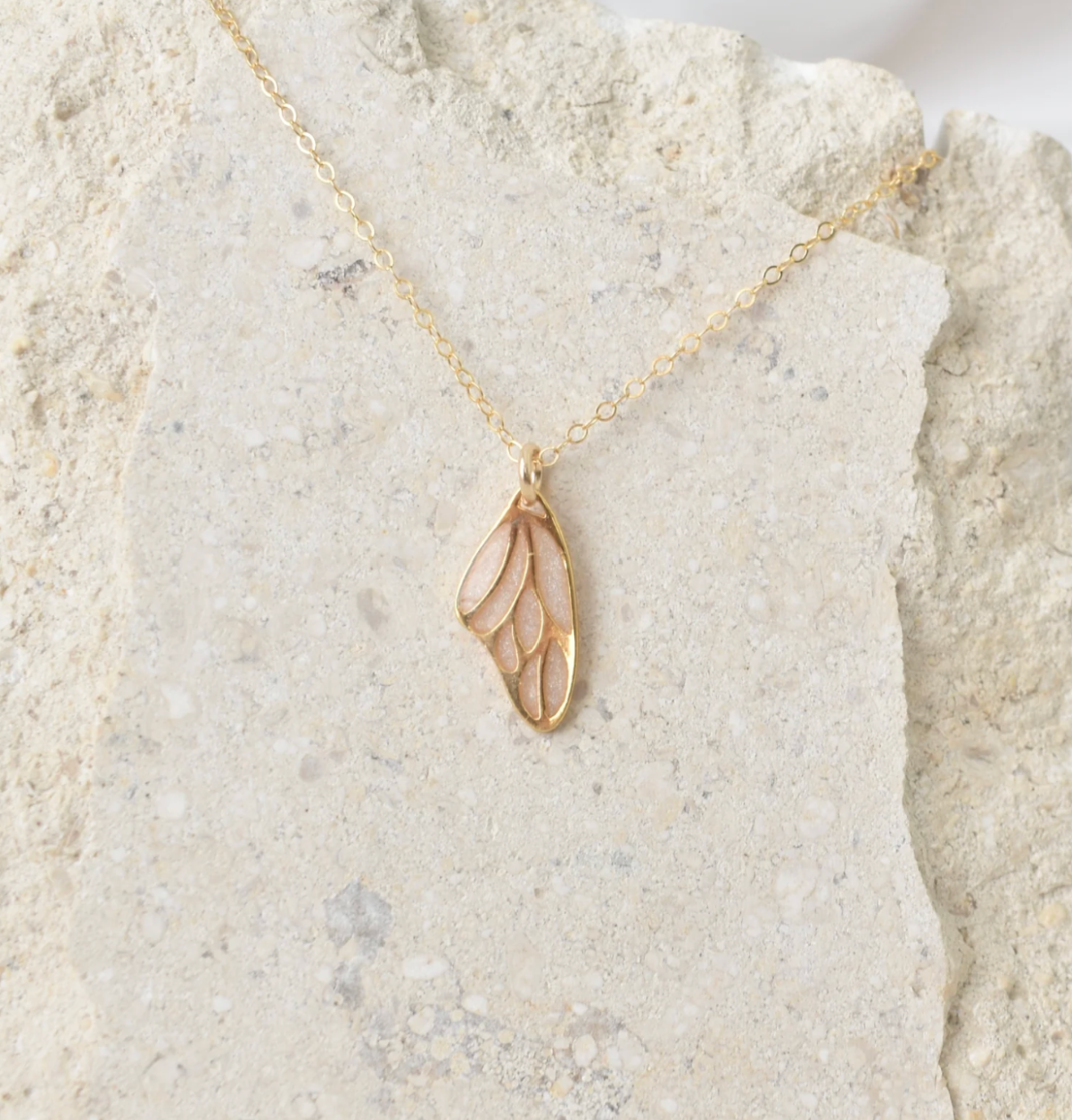 Gifting a Memorial Necklace for Ashes: Etiquette Guide  – Petals and Keepsakes