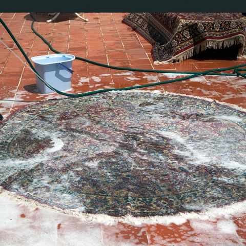 How Professional Rug Cleaning Can Improve the Look of Your Interiors