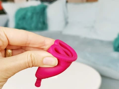 Menstrual Cup Guide for Beginners Choose & Use with Confidence