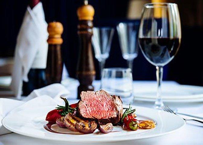 Why Are Private Chef Catering Services Perfect for Home Celebrations? | Articles | Optimal Health Chef Inc | Gan Jing World - Technology for Humanity | Video & Movie Streaming