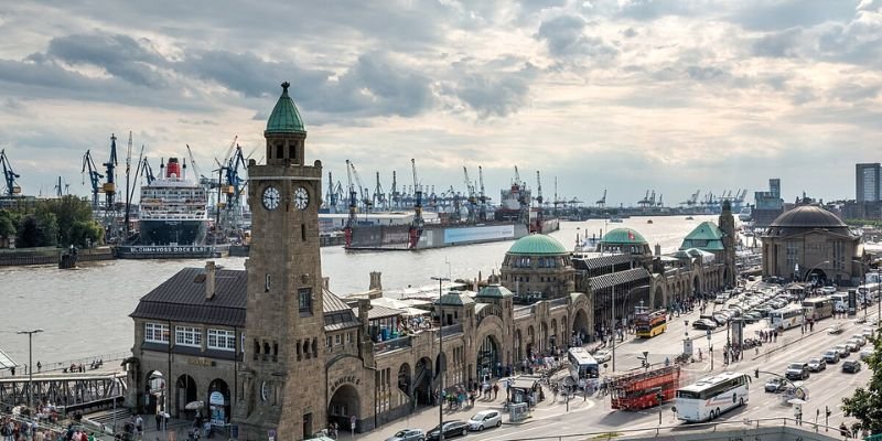 Royal Jordanian Hamburg Office +1-866-666-0225