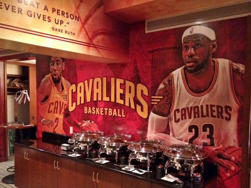 Why Businesses Are Investing in Photo Wallpaper Murals for Branding?