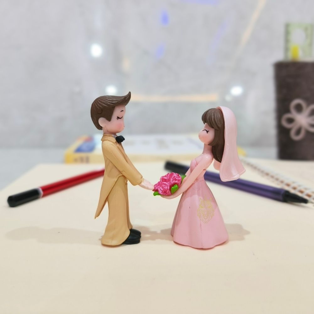 Miniature Couple for Home Decoration - Unipeg Decor