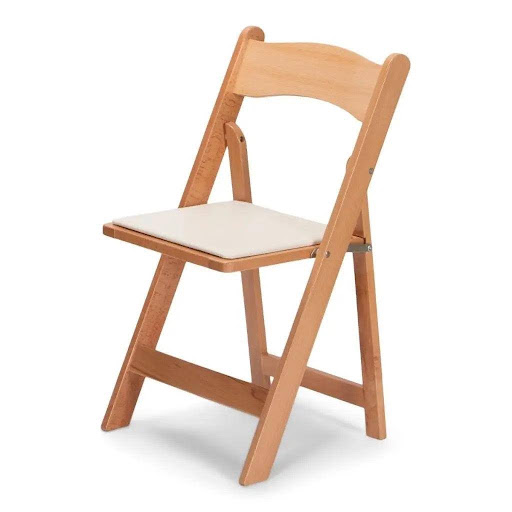 5 Reasons Resin Folding Chair Rentals Are Ideal for Large Parties | PALENTU