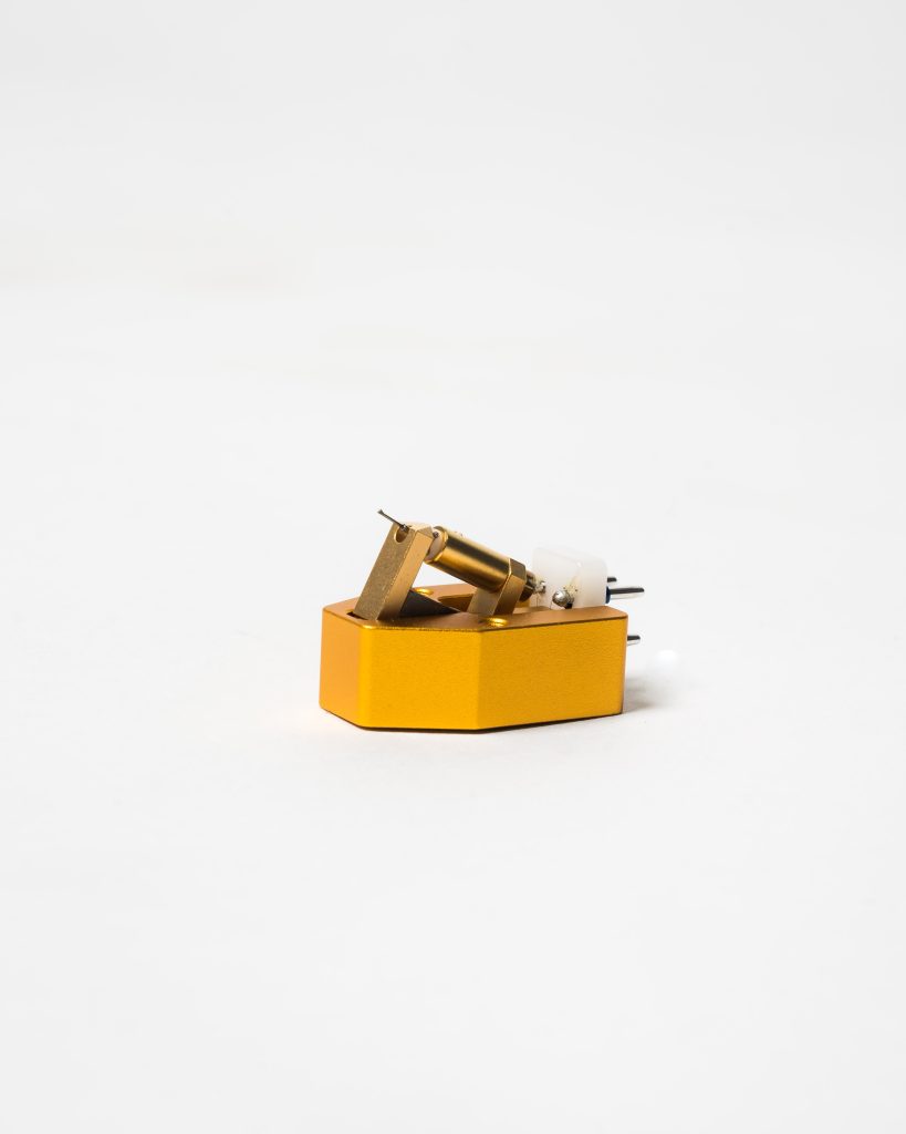 Best Entry Level Moving Coil Cartridge | TriangleArt Zeus