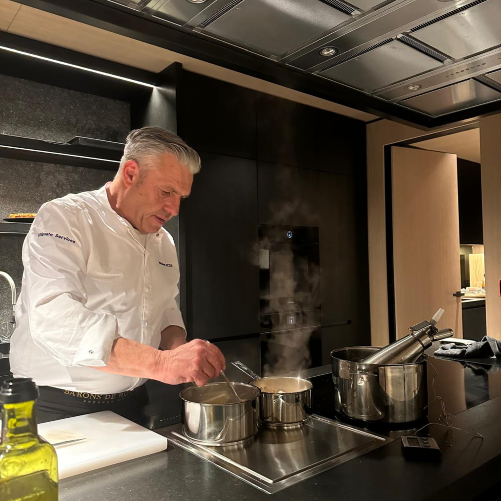 Hire a Private Chef For Dinner Party at Home Across France