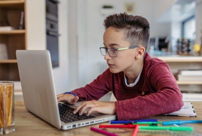 How Mobile Tutors Makes Online Tutoring Programs Work for Every Student in Edmonton | Articles | Mobile Tutor | Gan Jing World - Technology for Humanity | Video & Movie Streaming